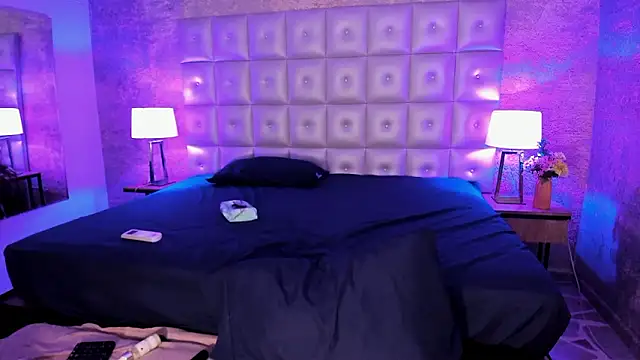 Maddysex_: онлайн-секс-чат