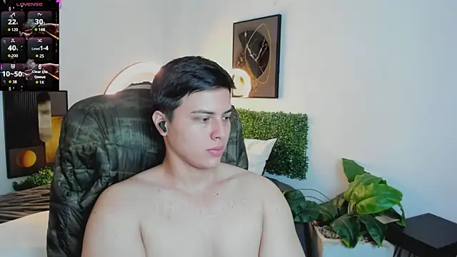 Chat XXX ao vivo de Thom_Ohtani