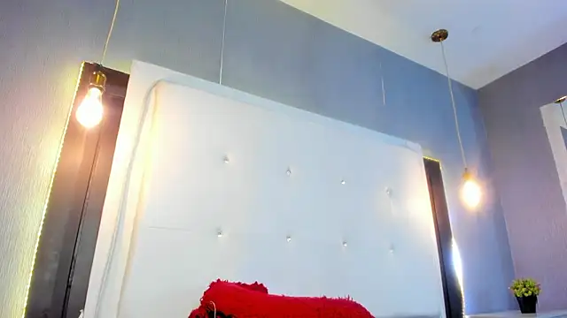 ximenanoah's Webcam Show