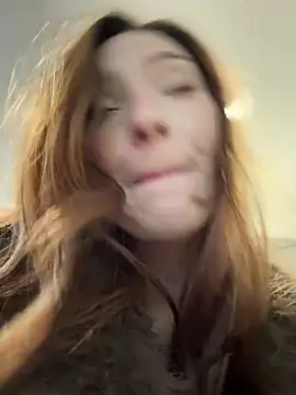 LilluKatten Adlı Modelin Canlı XXX Sohbeti