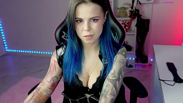 QueenAliceX's Webcam Show