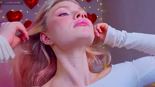 Red__Candy's Webcam Show