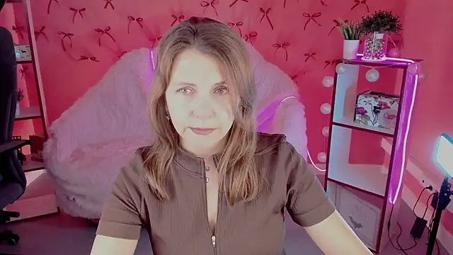 NicoleHitman's Live XXX Chat