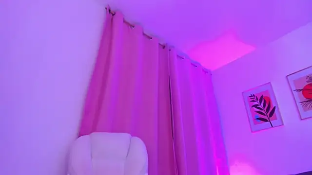 gaaby_foxx's Live XXX Chat