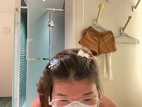 meegyon Live XXX chat