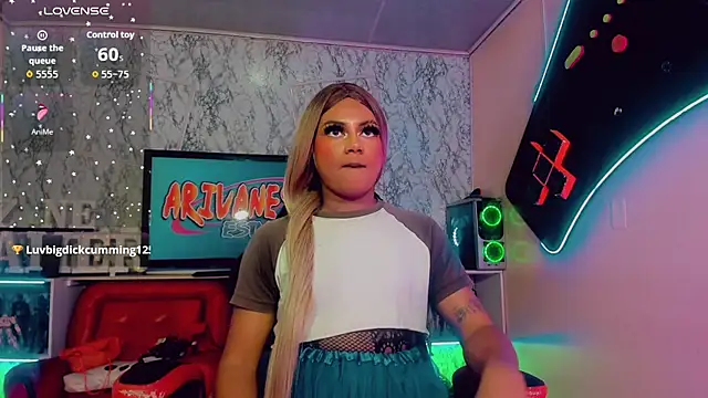 Mayka_Hotn Webbikameraesitys