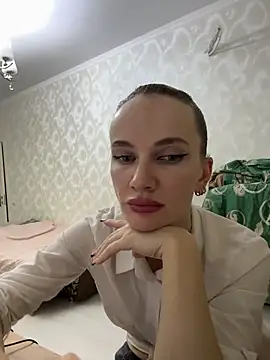 Webkamerová show AinyrVixxen