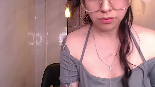 Hela_vn Live XXX chat