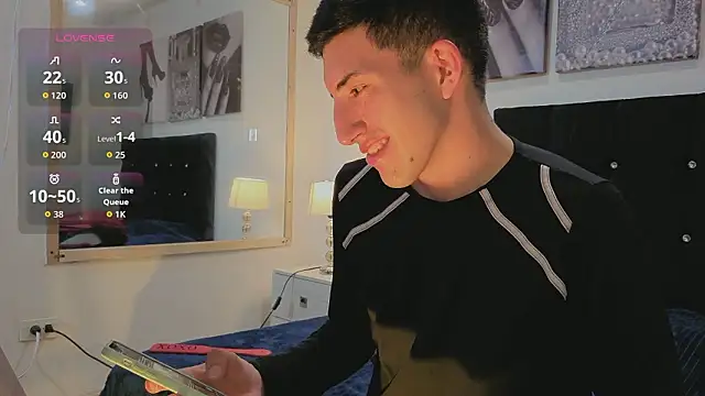 Un_Sluttyy Live XXX Chat