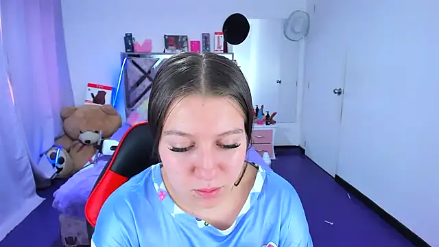 Luna_Analya live XXX chat