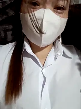 nat-tri's Live XXX Chat