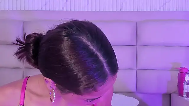 CarolineFyre live XXX chat