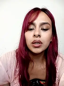 EmiilyFoxx09 – Live XXX-chat