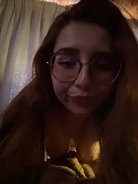 CoraVibes 现场XXX聊天