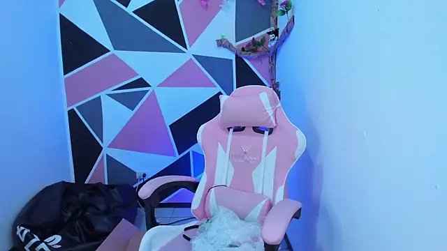 Chat XXX en directo de little_emma0