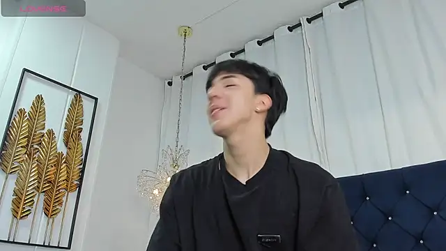 AerumChae Adlı Modelin Canlı XXX Sohbeti