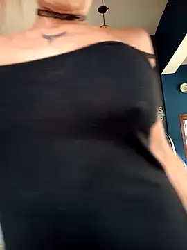 FrozenWaffle 现场XXX聊天