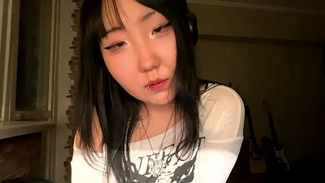 Yunananaa 即時 XXX 聊天