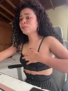 Вебкам-шоу GabriSaenz