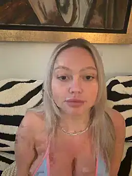 Chat XXX Live misstitmouseofficial