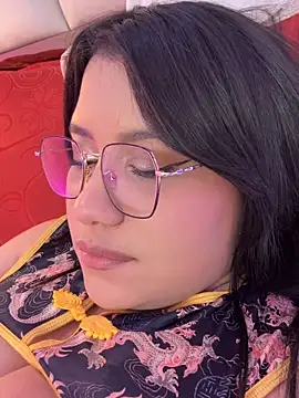 elizavenus Adlı Modelin Canlı XXX Sohbeti