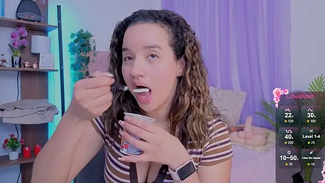 XXX chat uživo modela emilyrouxe