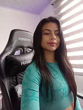 XXX chat uživo modela roseparis_