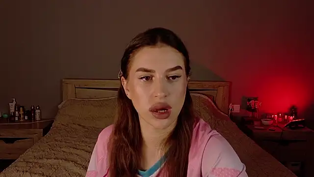 XXX chat uživo modela _HotBella_