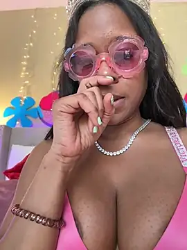 TikaMoon: απευθείας συνομιλία ΧΧΧ