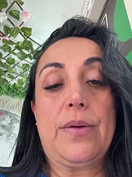 Chat XXX en directo de hotadhara01