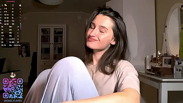 DarlineBrustera লাইভ XXX চ্যাট