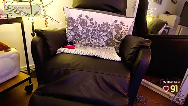 GingerAleMILF's Live XXX Chat