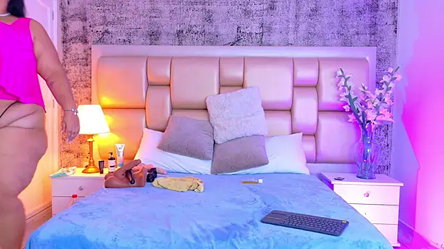 SelennaCooper's Webcam Show