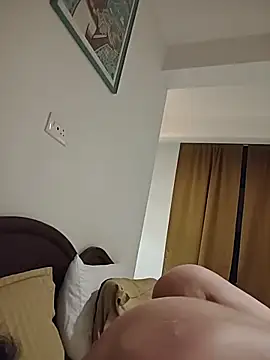 NakedMILFx live XXX chat