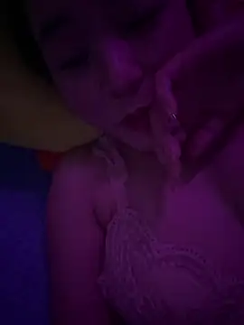 Biki-seXY69's Live XXX Chat