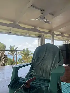 clarastrip: онлайн-секс-чат