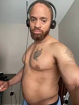 Fathero1time's Live XXX Chat