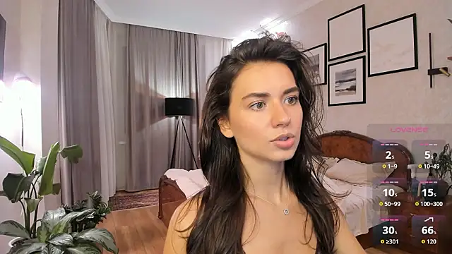 XXX chat uživo modela NicoleLuv
