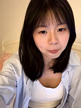 Nana-3 Webcam show