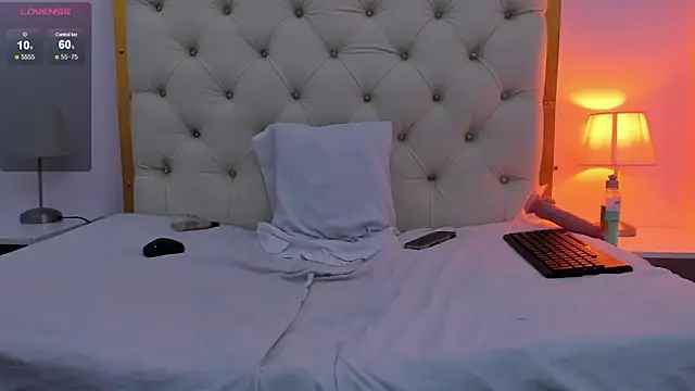 Lia_Latte লাইভ XXX চ্যাট