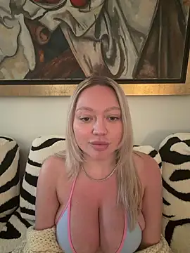 Chat XXX ao vivo de misstitmouseofficial