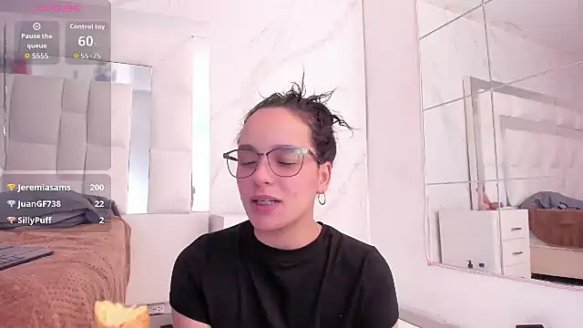 Maia_Park Live XXX-chat