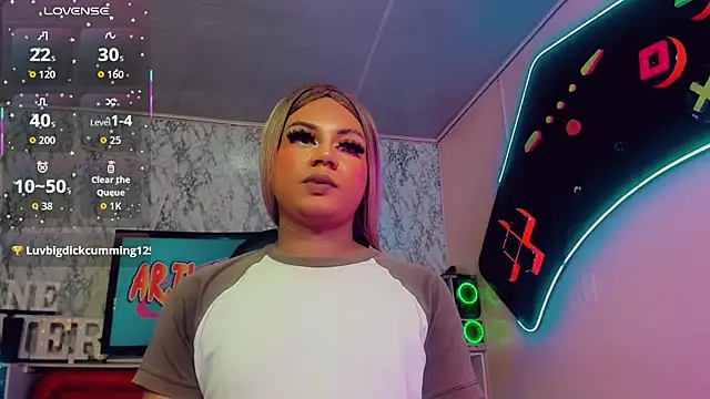 Mayka_Hot webcam show