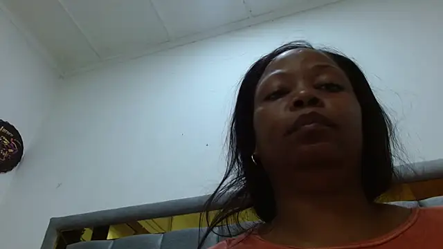 Chat +18 de Cholatin ao vivo