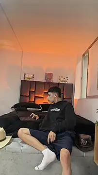 Sebastian_Reed's Live XXX Chat