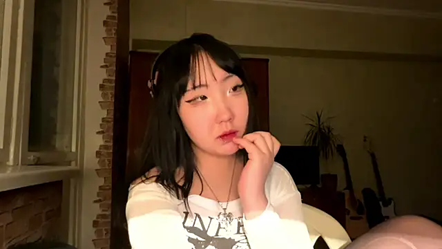 Yunananaa: онлайн-секс-чат