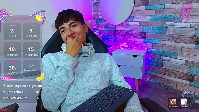 osamu_tay's Live XXX Chat