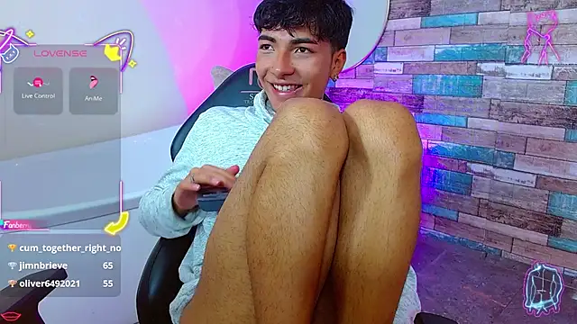 osamu_tay webkamerás műsora