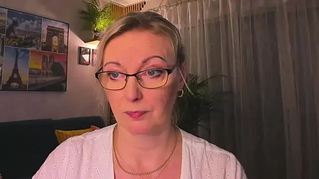 vanessa_chat: διαδικτυακό σόου στην κάμερα