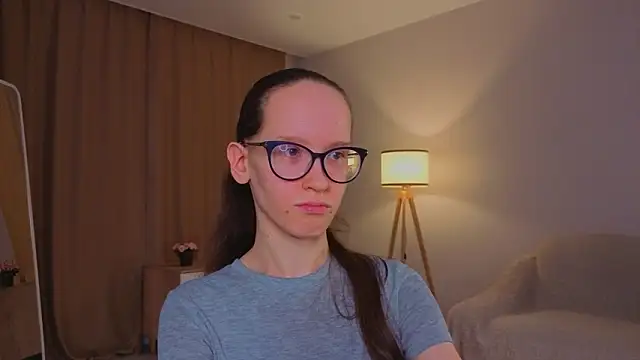 XXX chat uživo modela BettyBrowni